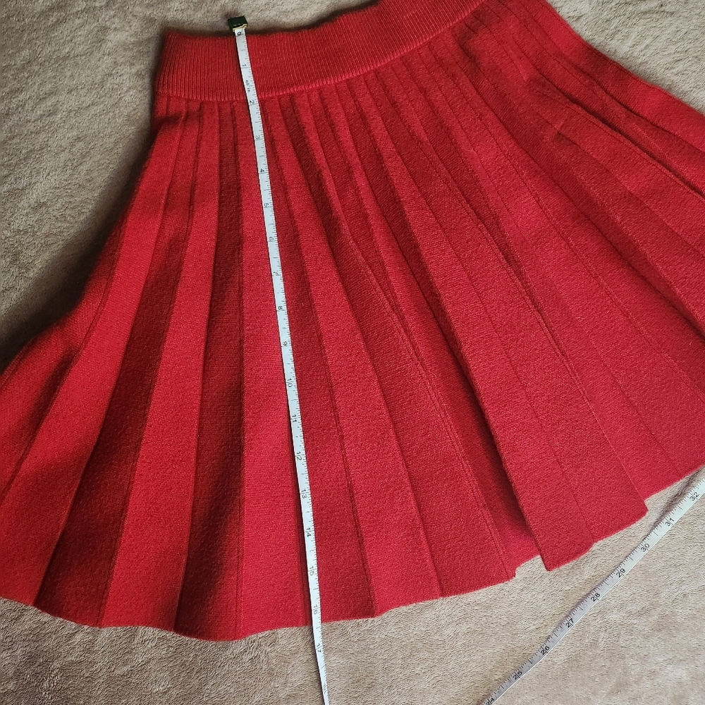 VINTAGE red pleated skirt